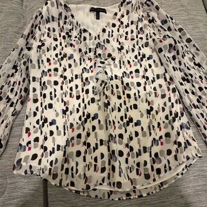 White House Black Market Abstract Print Blouse | Excellent Condition
